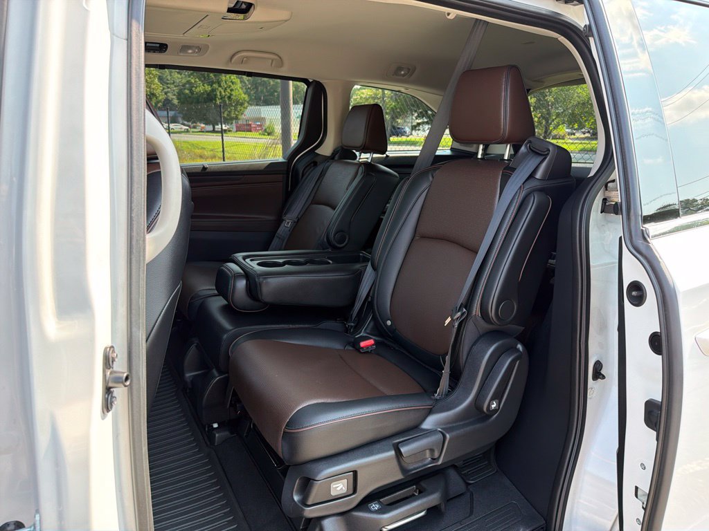 Used 2025 Honda Odyssey Elite image 26