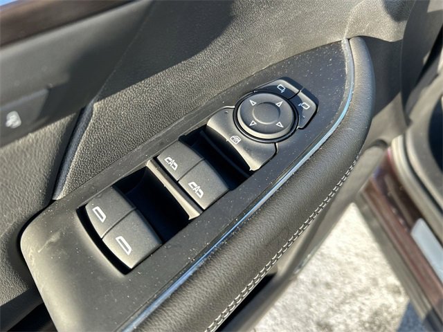 Used 2021 Buick Envision Avenir image 16