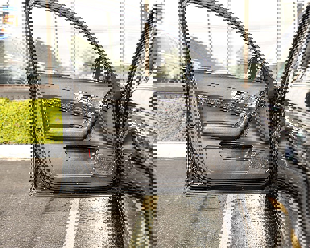 Used 2011 Audi S6 Prestige image 30