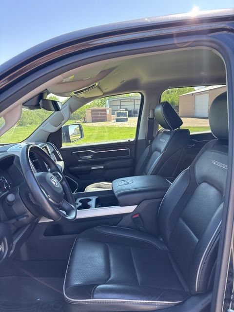 Used 2022 RAM 1500 Laramie AWD/4WD image 6
