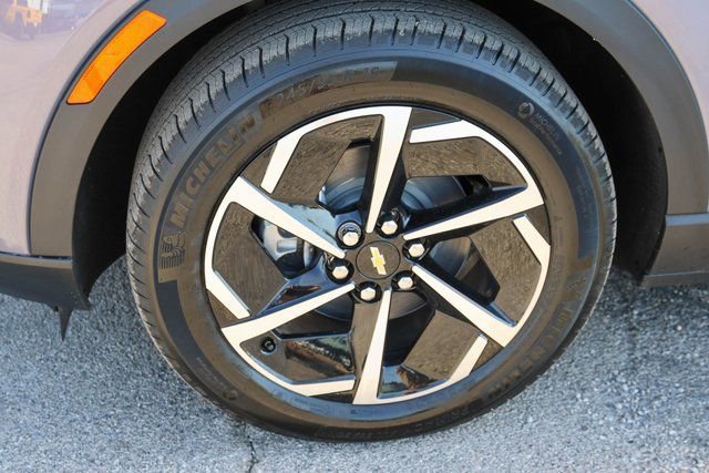 New 2026 Chevrolet Equinox EV LT image 7