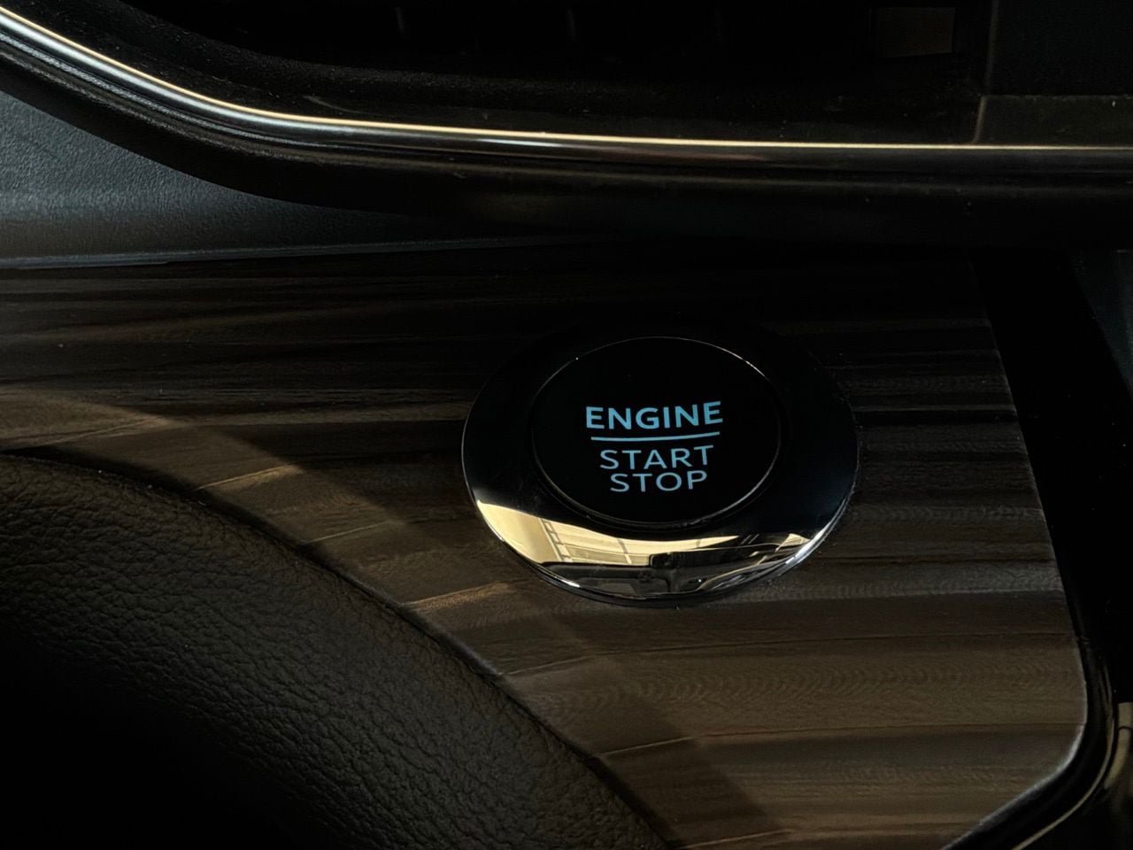 Used 2023 Ford Explorer Limited RWD image 35