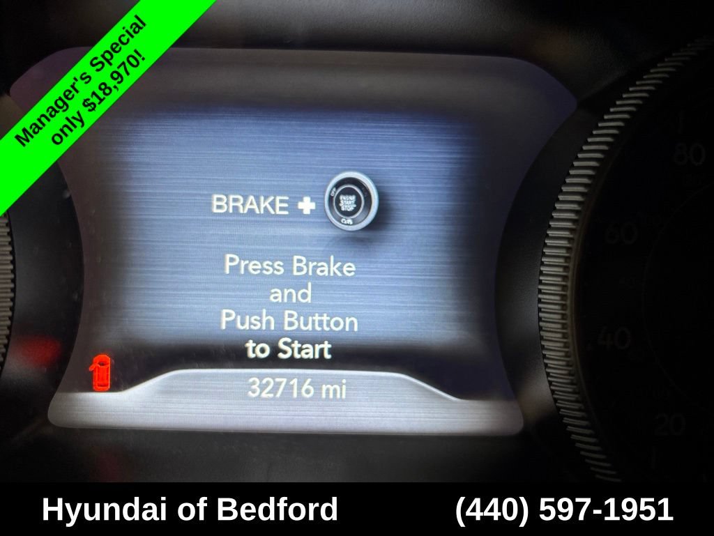 Used 2019 Jeep Cherokee Limited FWD image 16