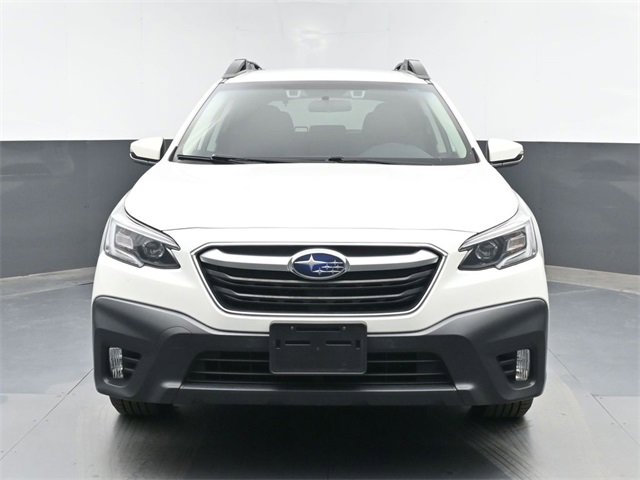 Used 2022 Subaru Outback Premium image 3
