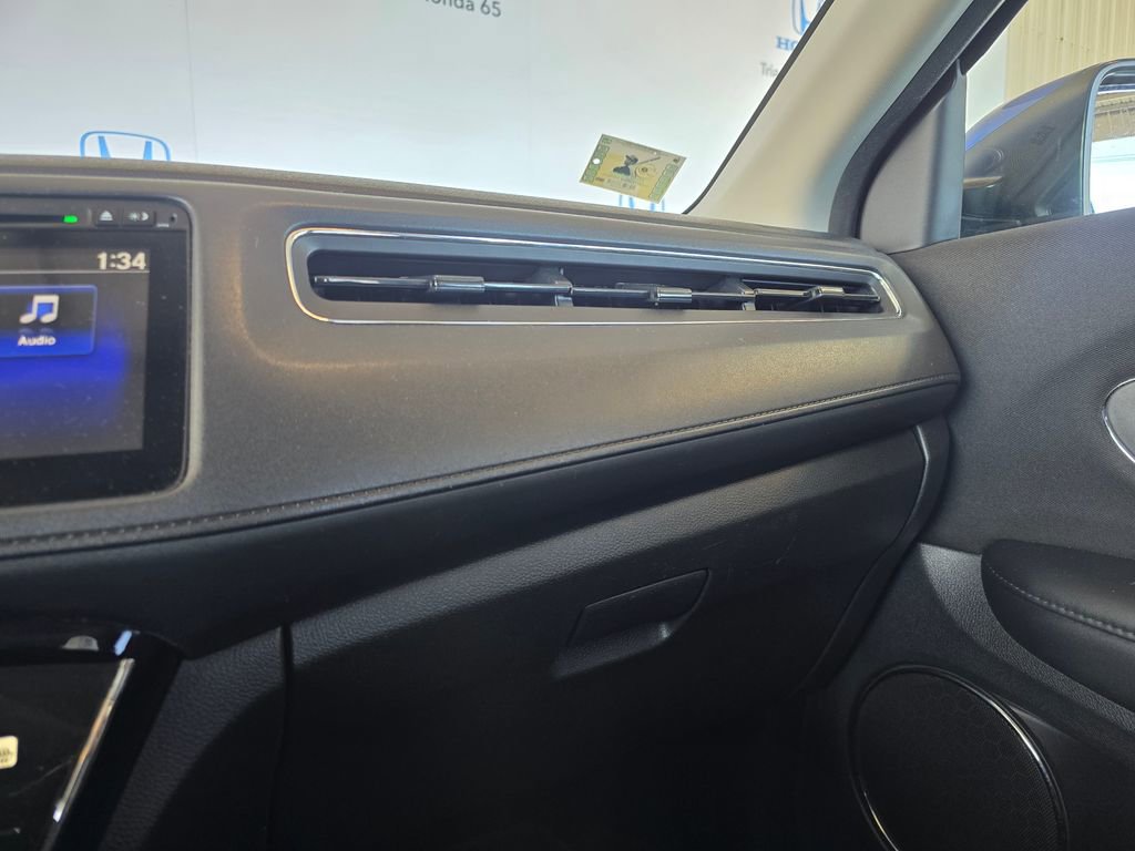 Used 2018 Honda HR-V EX image 14