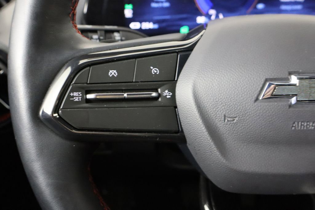 Used 2024 Chevrolet Equinox EV RS image 8