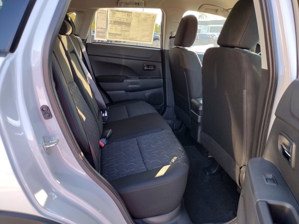 New 2025 Mitsubishi Outlander Sport ES image 9