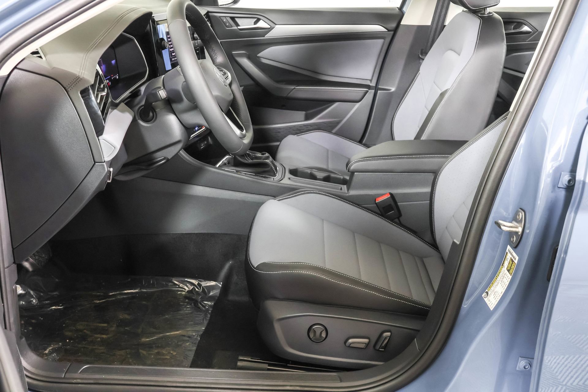 New 2026 Volkswagen Jetta SE FWD image 20