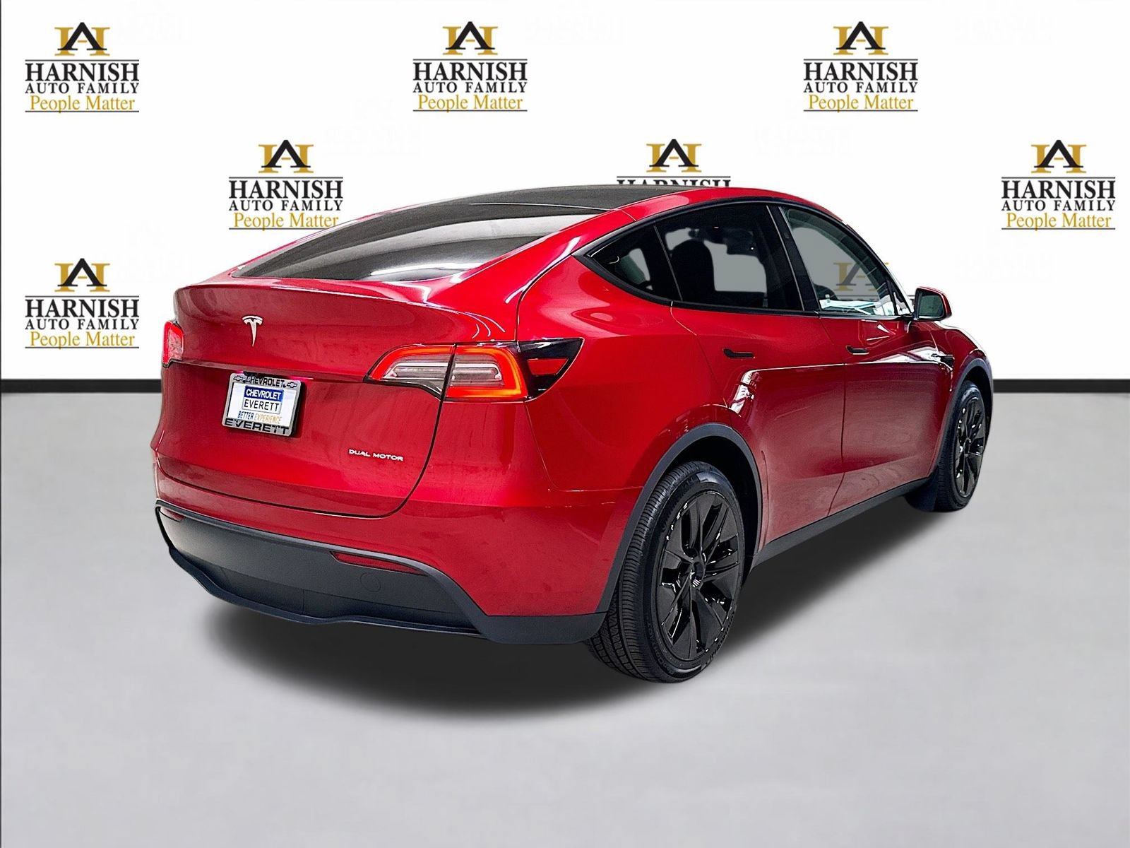 Used 2024 Tesla Model Y Long Range AWD/4WD image 5