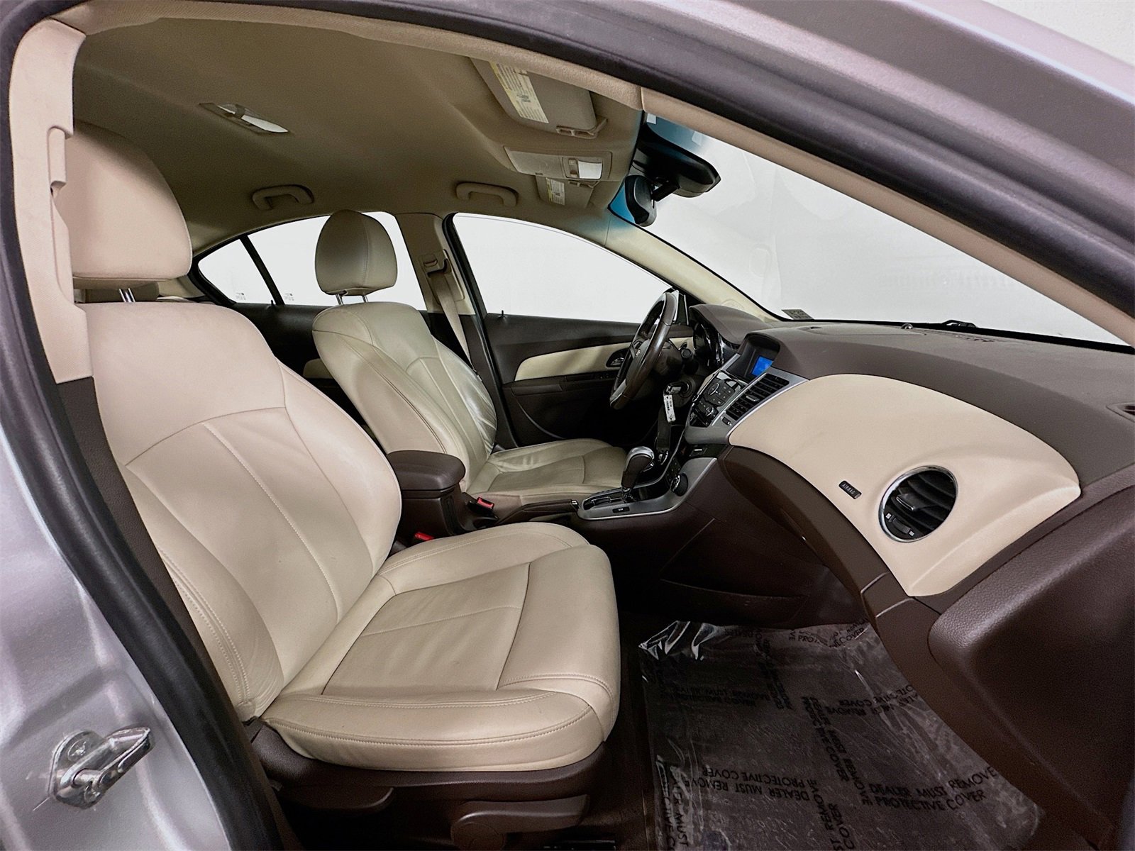 Used 2011 Chevrolet Cruze LTZ image 24