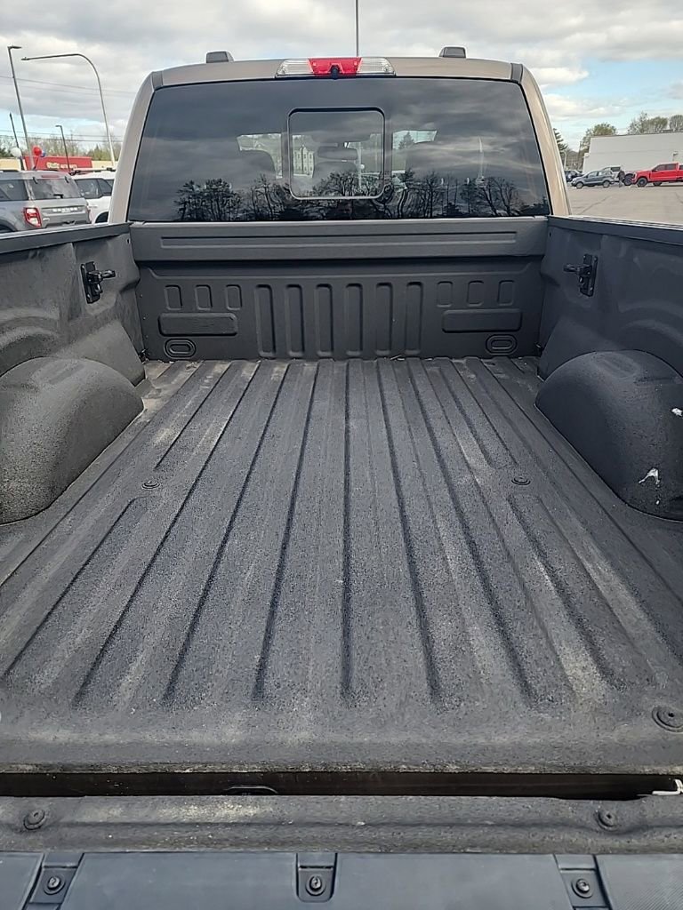 Used 2022 Ford F150 XLT w/ Equipment Group 302A High AWD/4WD image 13