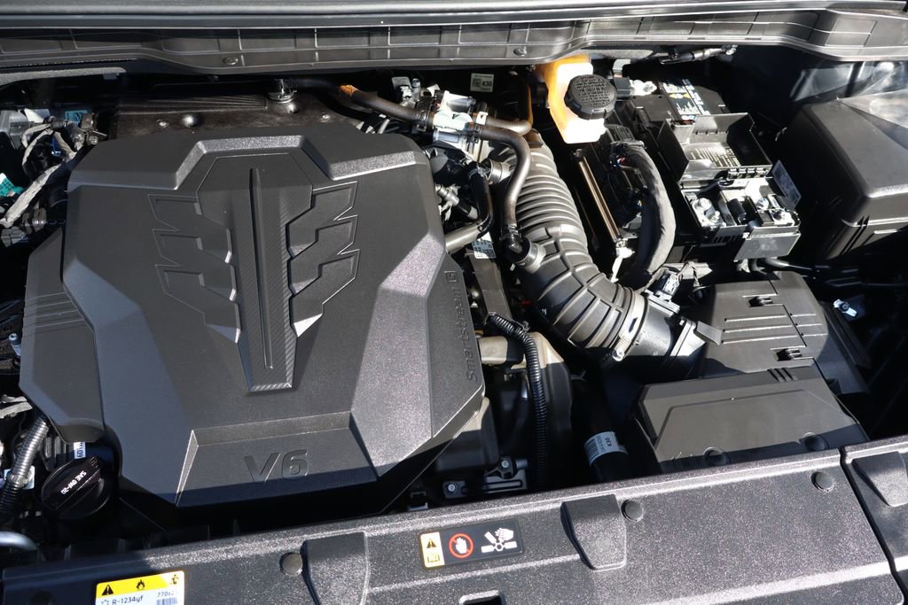 Used 2025 Kia Carnival image 12