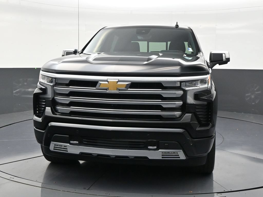 Used 2024 Chevrolet Silverado 1500 High Country AWD/4WD image 8