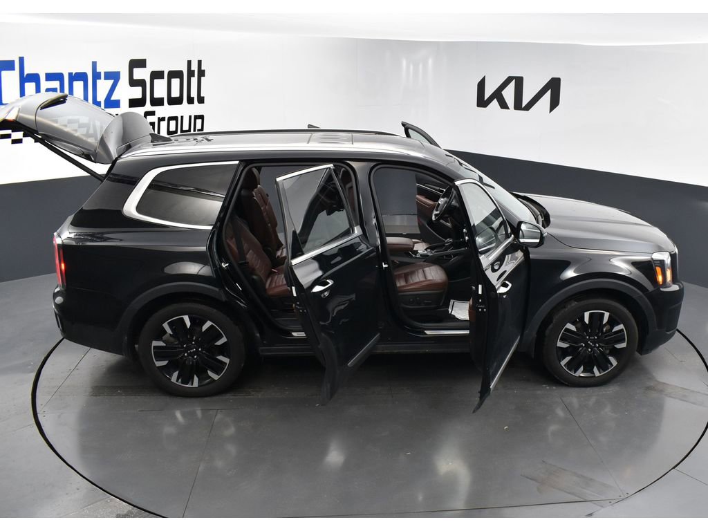 Used 2024 Kia Telluride SX Prestige w/ Towing Package image 40