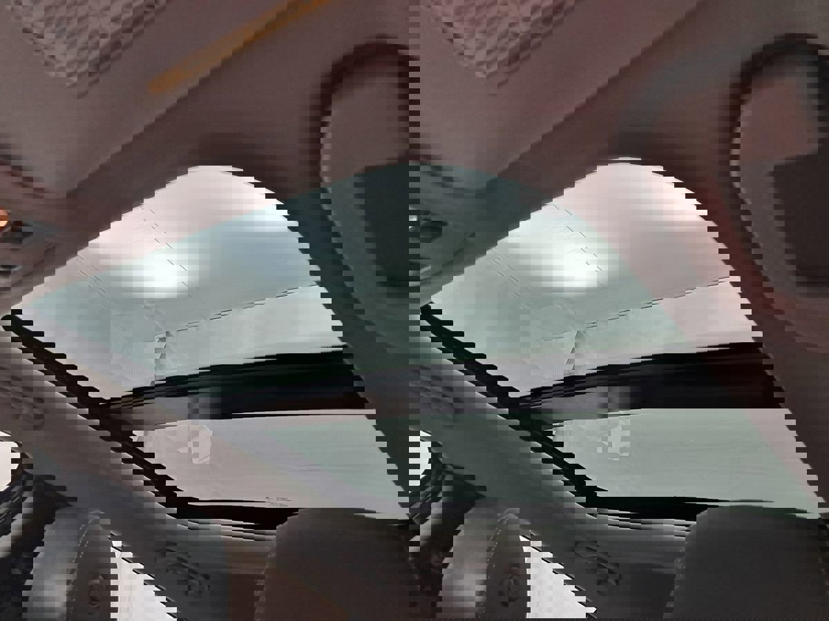 Used 2018 INFINITI QX30 AWD image 8