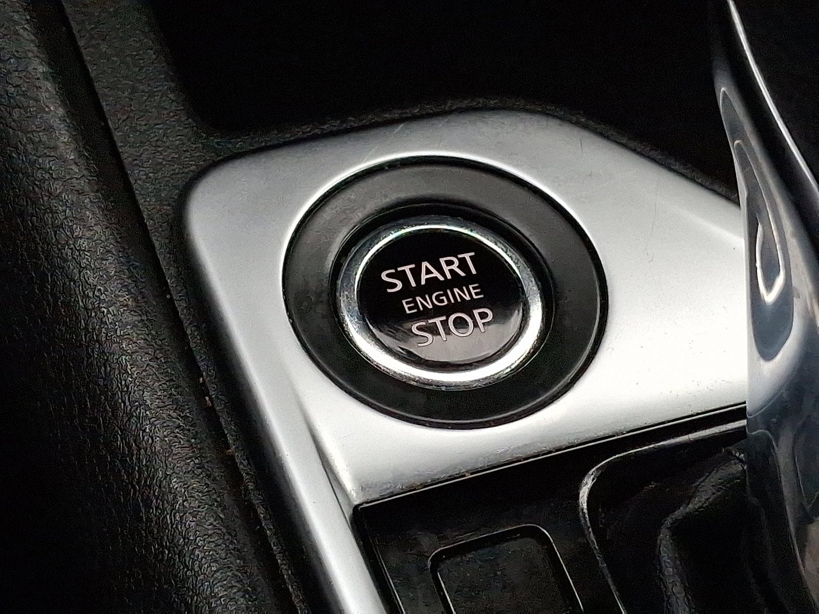 Certified 2024 Nissan Sentra SV FWD image 23