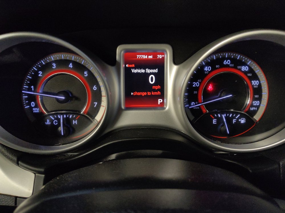 Used 2020 Dodge Journey SE w/ SE Popular Equipment Group FWD image 23