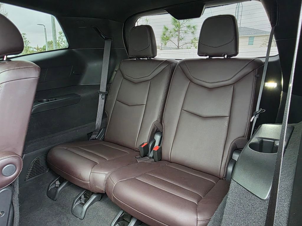 Used 2021 Cadillac XT6 Premium Luxury FWD image 18