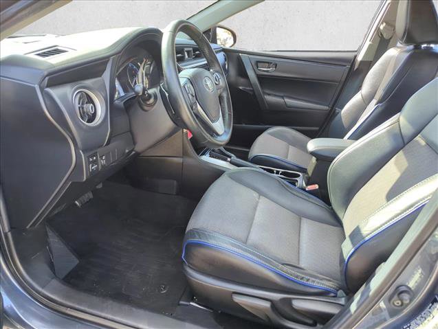Used 2019 Toyota Corolla SE image 12