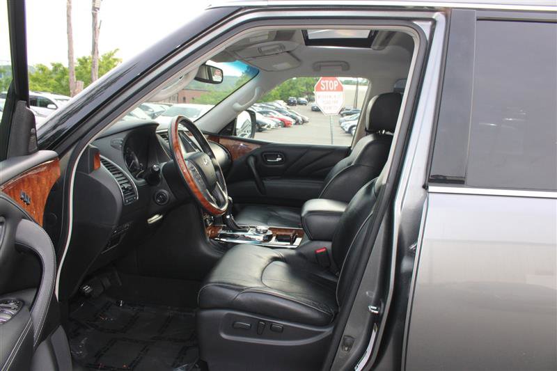 Used 2017 INFINITI QX80 4WD w/ Deluxe Technology Package image 11