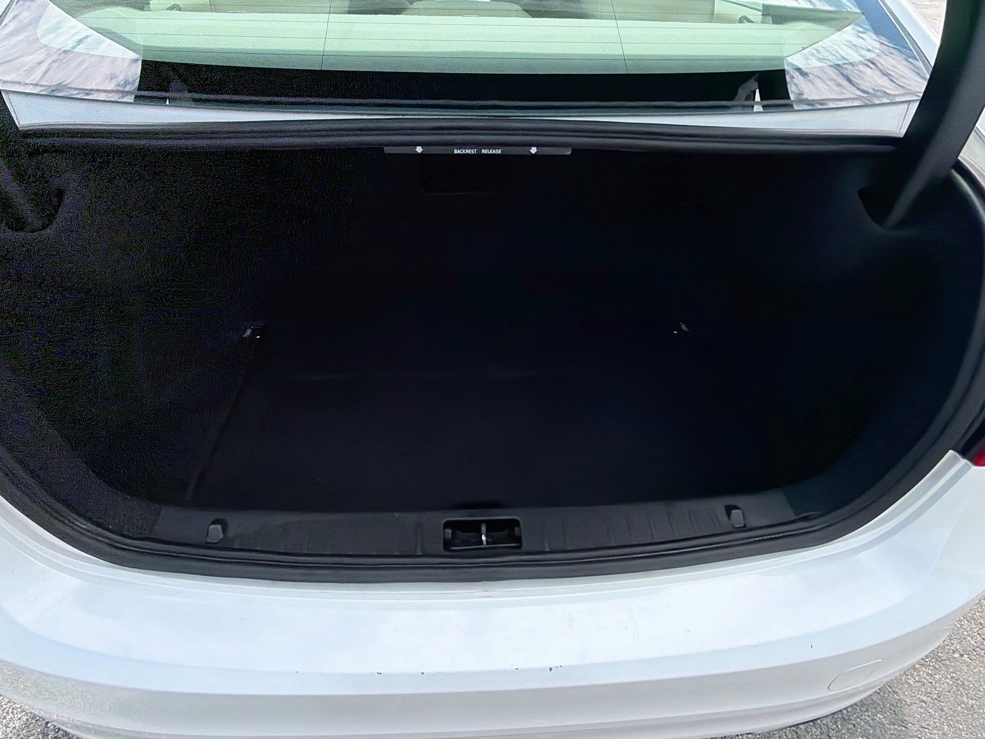 Used 2014 Volvo S60 T5 FWD image 12