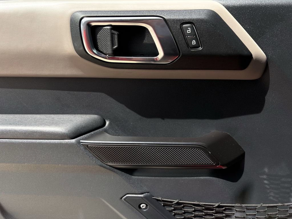 Used 2024 Ford Bronco Wildtrak image 25