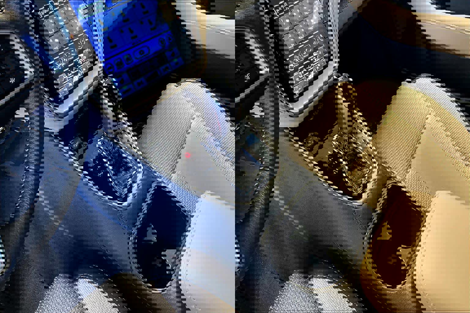 Used 2025 Subaru Outback Premium image 17