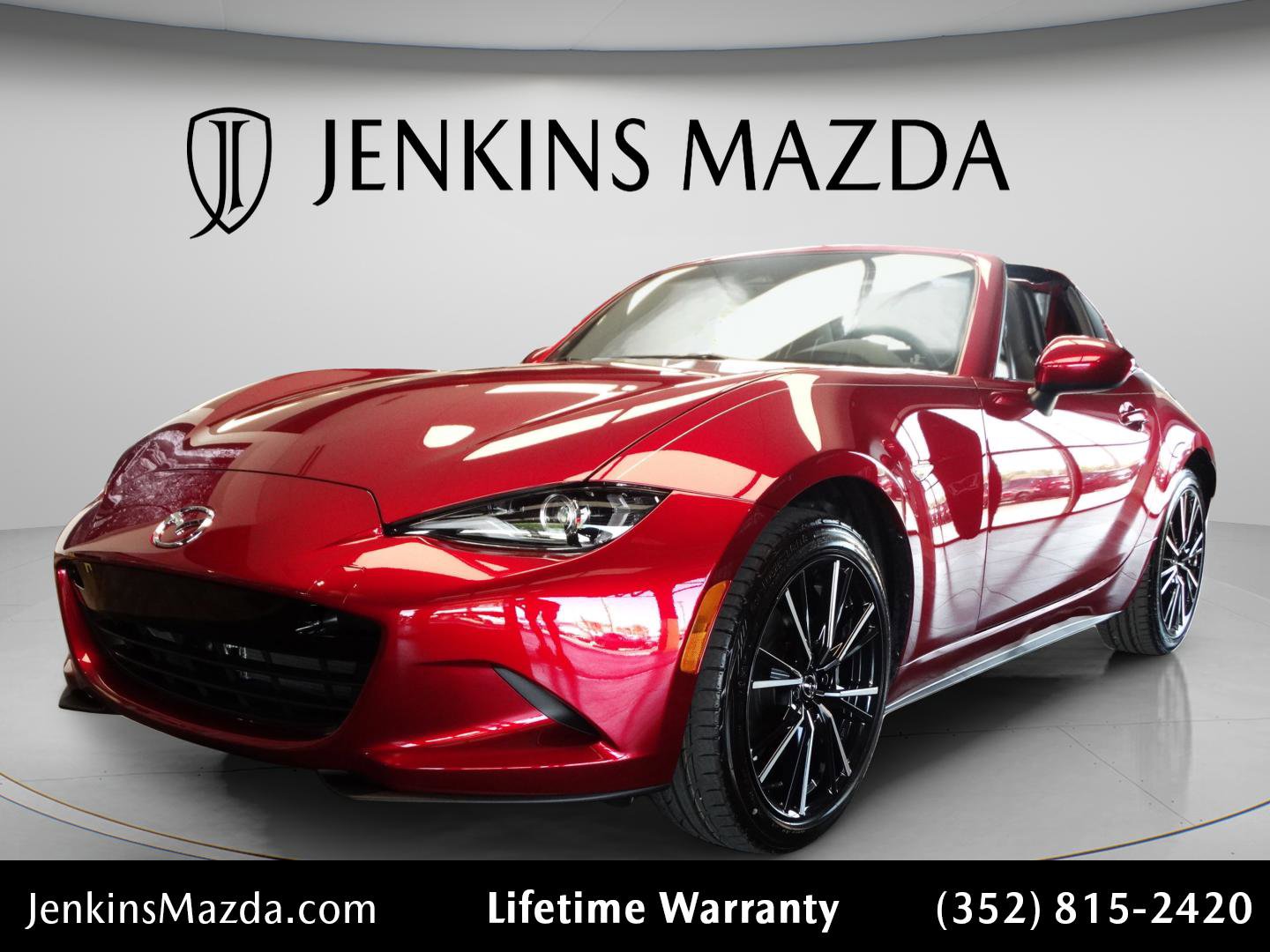 New 2026 MAZDA MX-5 Miata RF Grand Touring RWD image 8