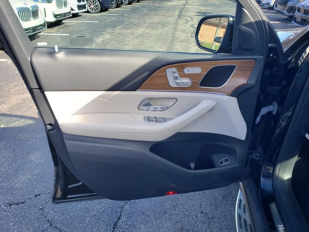 Used 2023 Mercedes-Benz GLE 350 4MATIC image 10