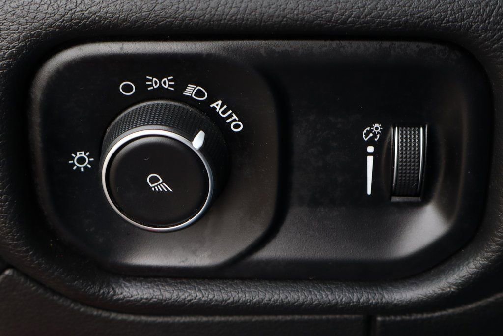 Used 2024 RAM 1500 Laramie image 22