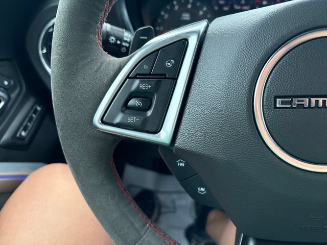 Used 2020 Chevrolet Camaro ZL1 RWD image 13