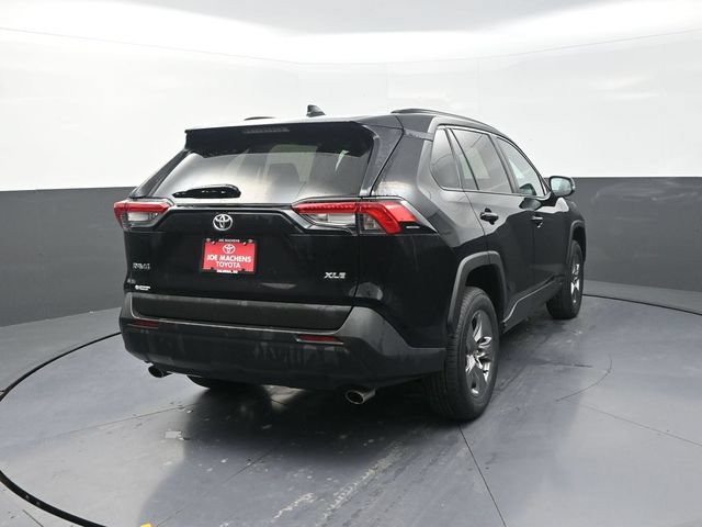 Used 2024 Toyota RAV4 XLE FWD image 8
