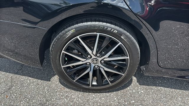 Used 2023 Toyota Camry SE FWD image 11