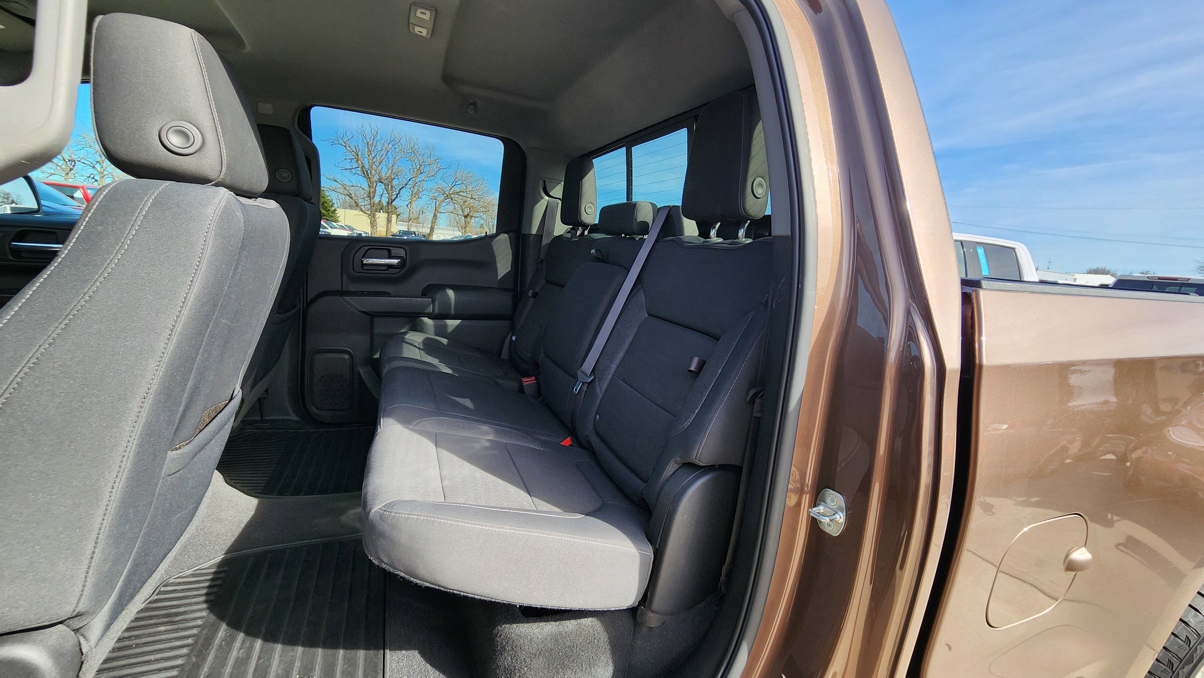 Used 2019 Chevrolet Silverado 1500 LT w/ All-Star Edition image 19