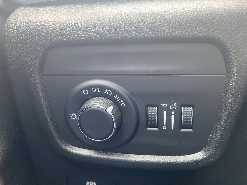 New 2025 Jeep Grand Cherokee Laredo X w/ Trailer Tow Package image 21