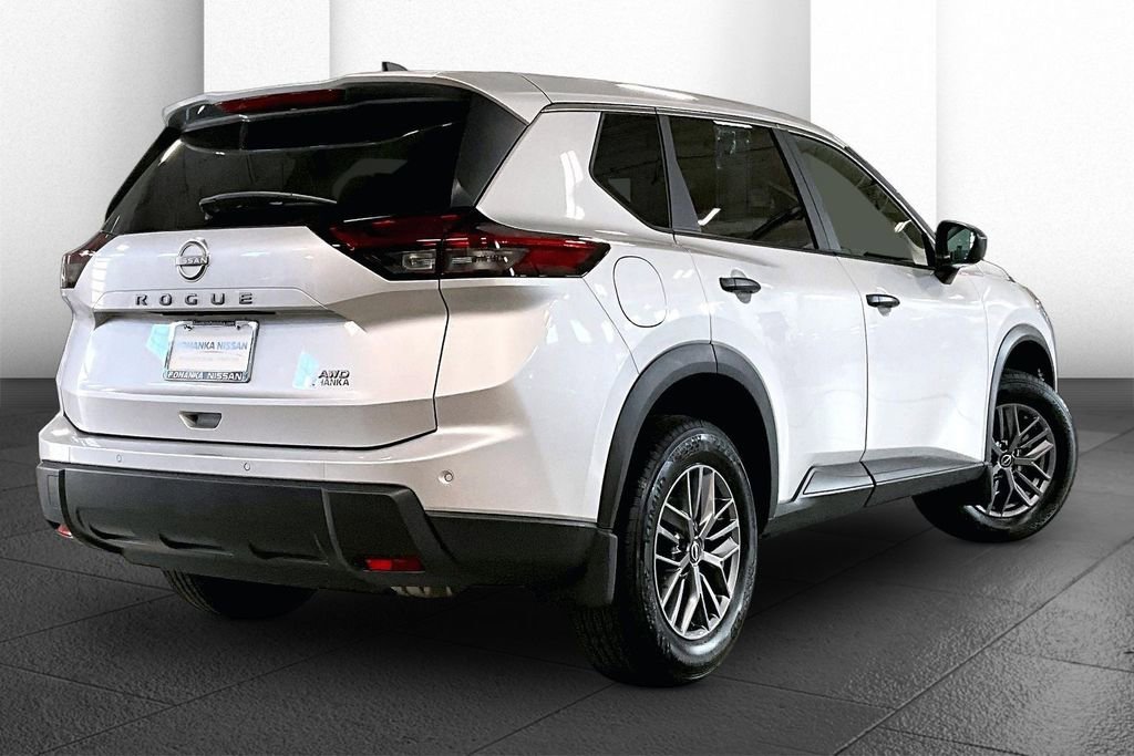 Certified 2025 Nissan Rogue S image 13
