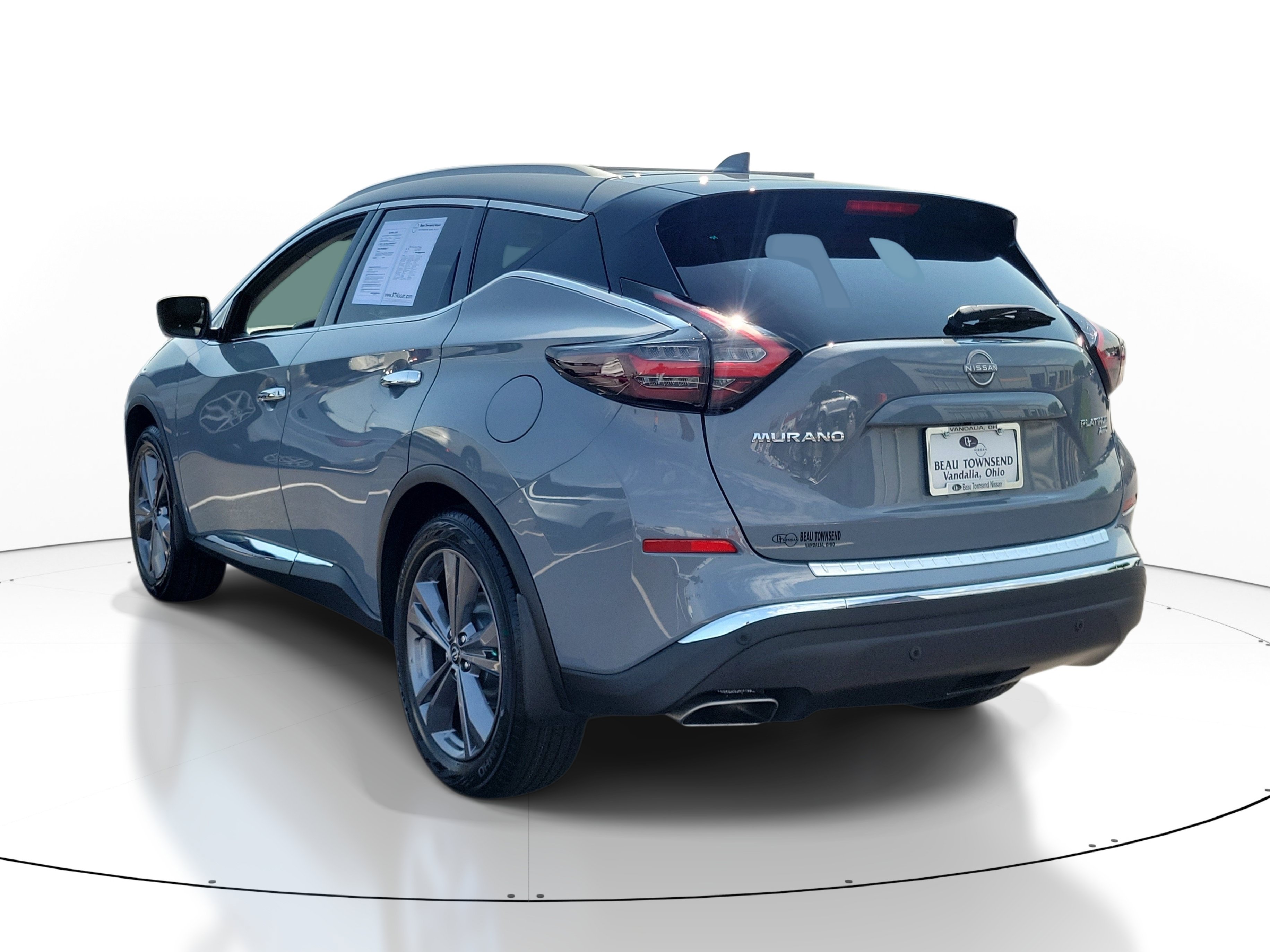 Certified 2024 Nissan Murano Platinum w/ Cargo Package AWD/4WD image 3