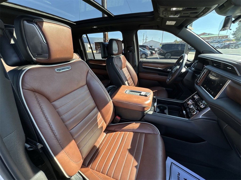 Used 2024 GMC Yukon XL Denali Ultimate image 26