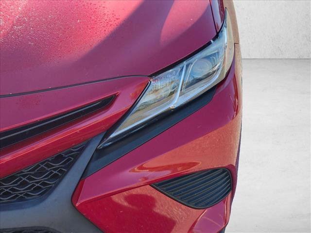 Used 2019 Toyota Camry SE FWD image 9
