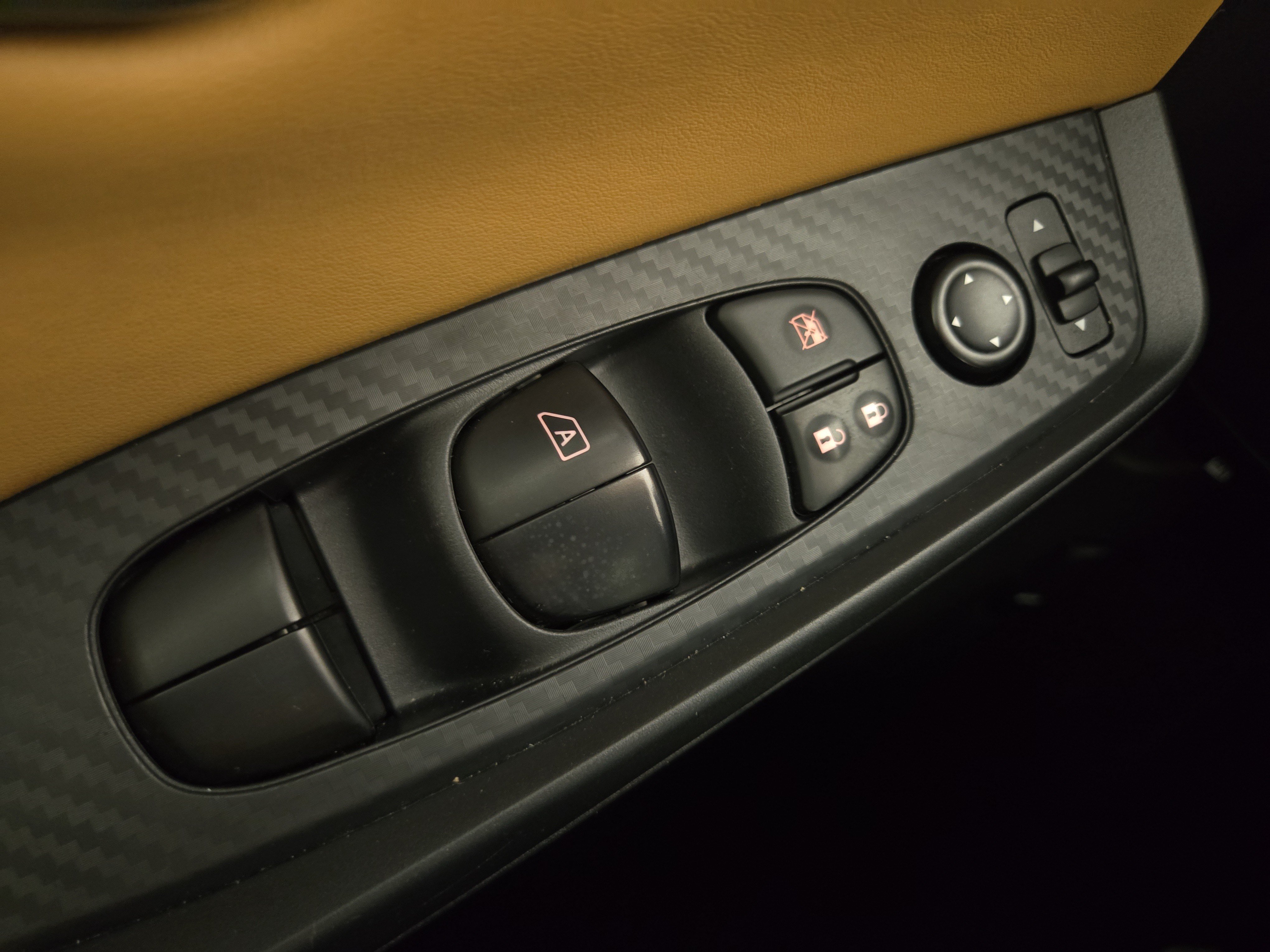 Used 2025 Nissan Sentra SV w/ SV Premium Package FWD image 26