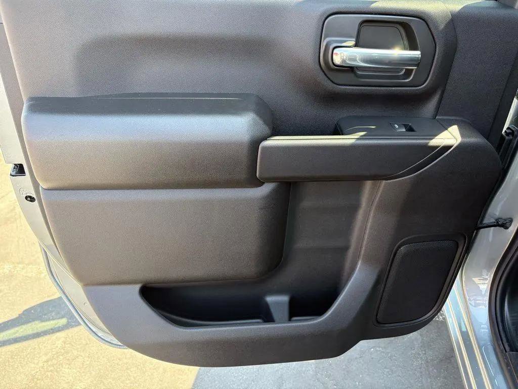 New 2026 Chevrolet Silverado 2500 Custom w/ Custom Value Package image 11