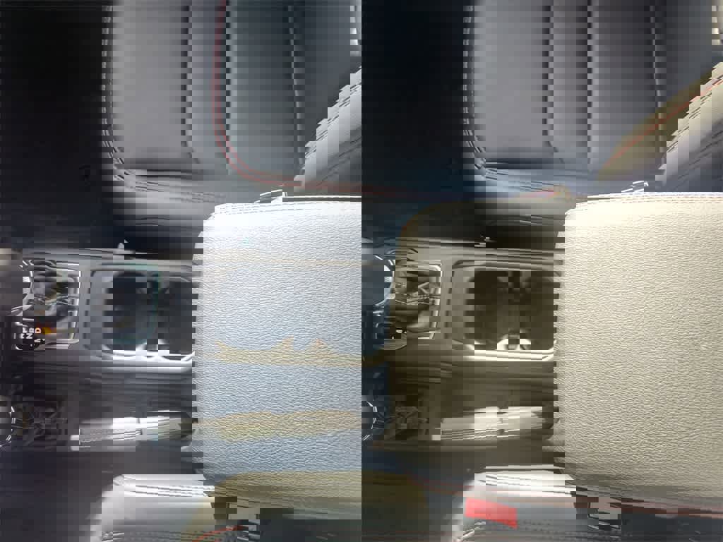 Used 2025 Jeep Gladiator Rubicon w/ Convenience Group image 21