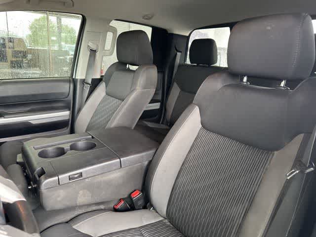 Used 2016 Toyota Tundra SR5 AWD/4WD image 3