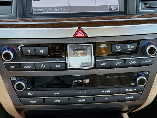 Used 2019 Genesis G80 3.8 RWD image 30
