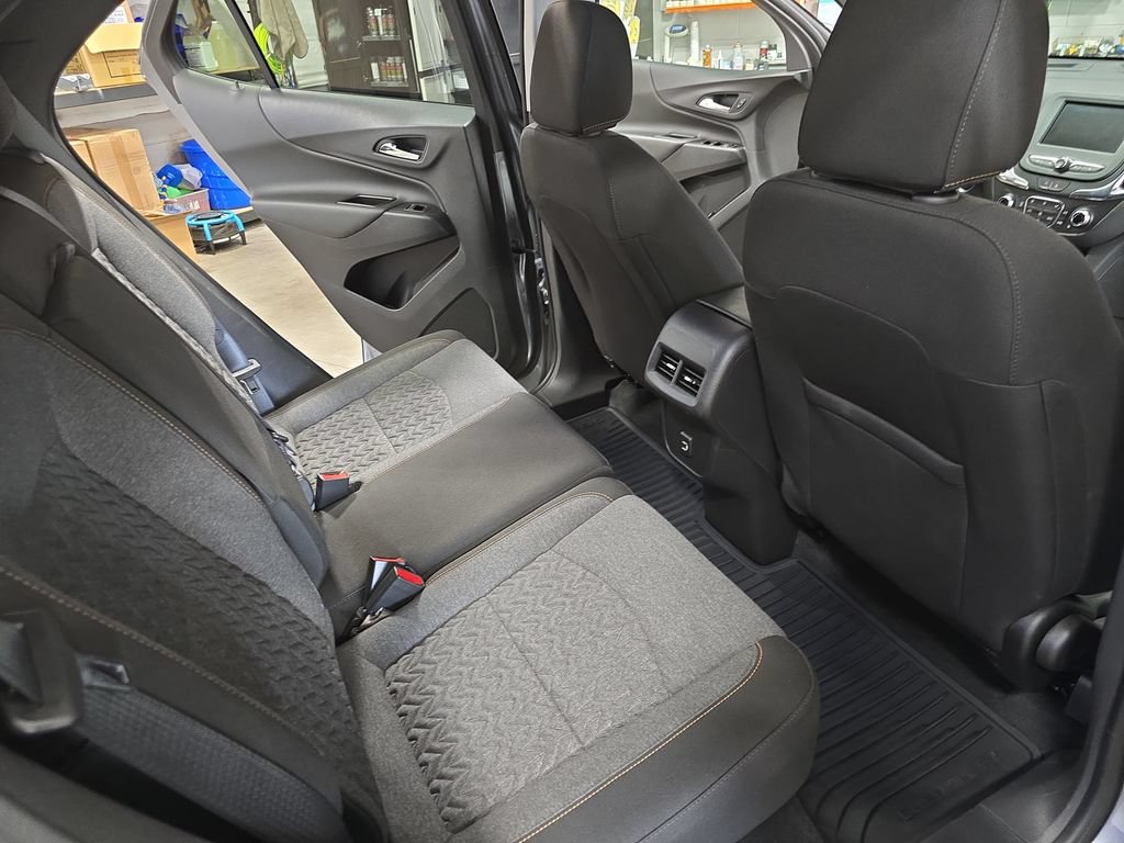 Used 2024 Chevrolet Equinox LT AWD/4WD image 11