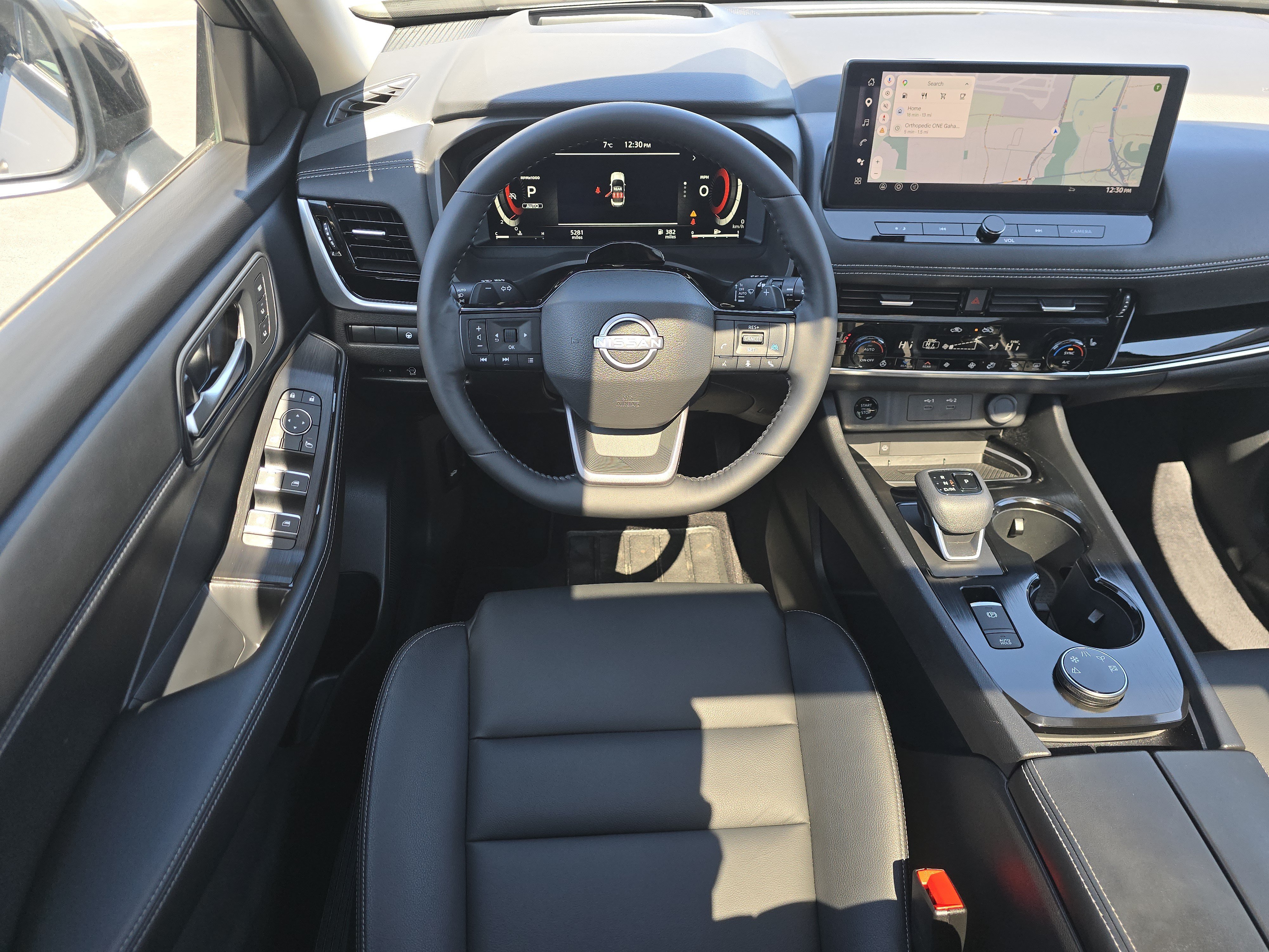Used 2025 Nissan Rogue SL w/ Tech Package AWD/4WD image 21