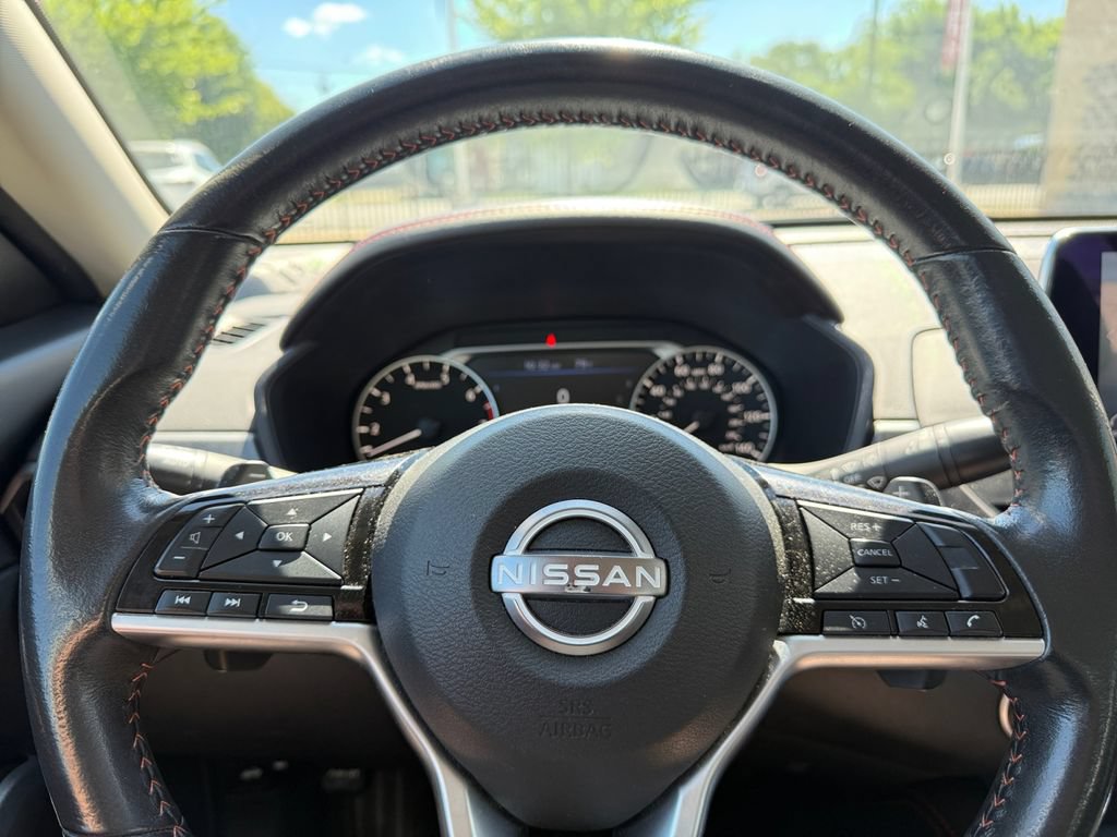 Used 2024 Nissan Altima 2.5 SR FWD image 31