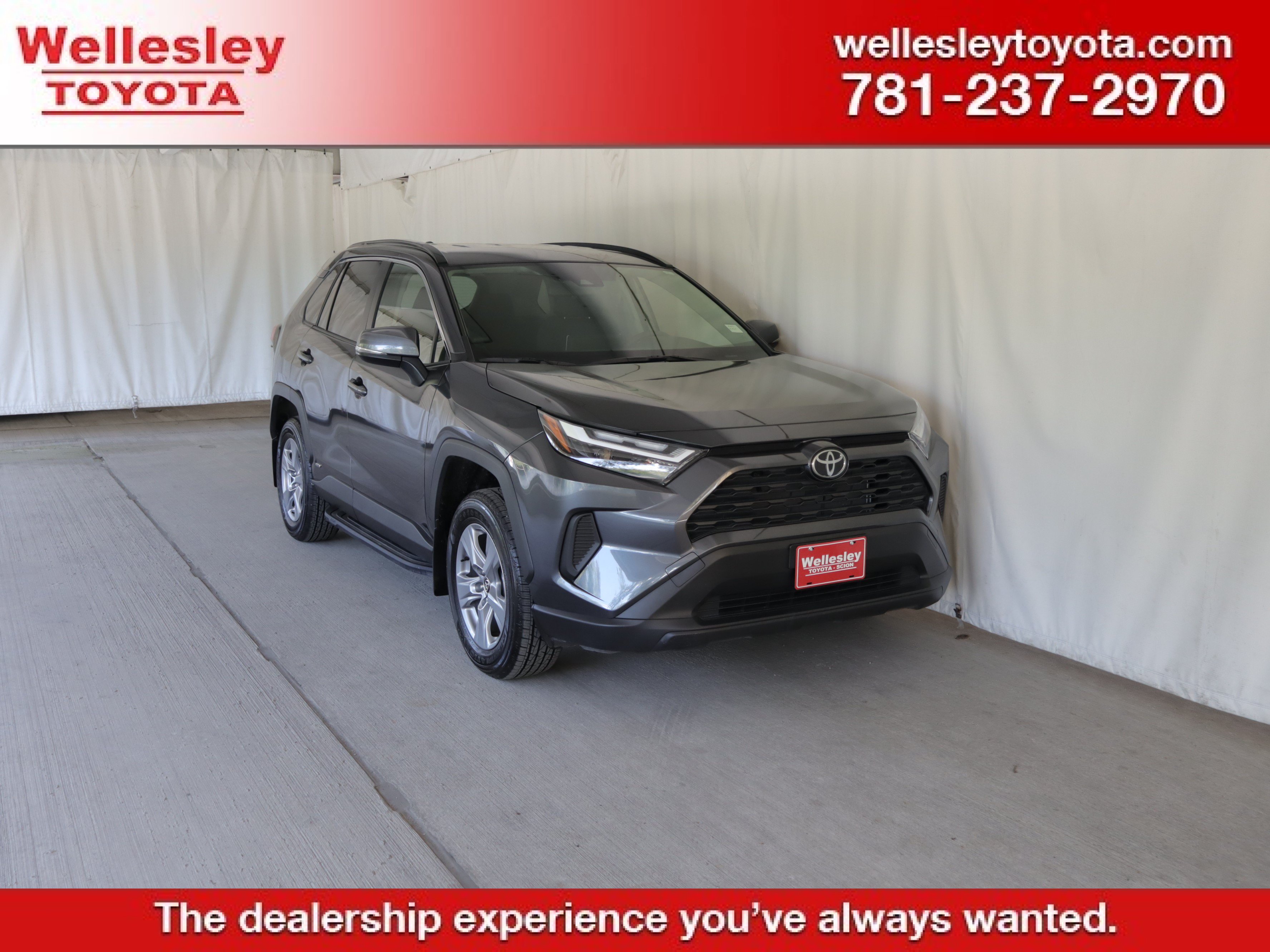 Used 2025 Toyota RAV4 XLE w/ Weather Package AWD/4WD image 1