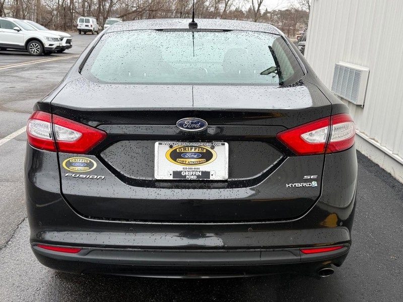 Used 2014 Ford Fusion SE image 4