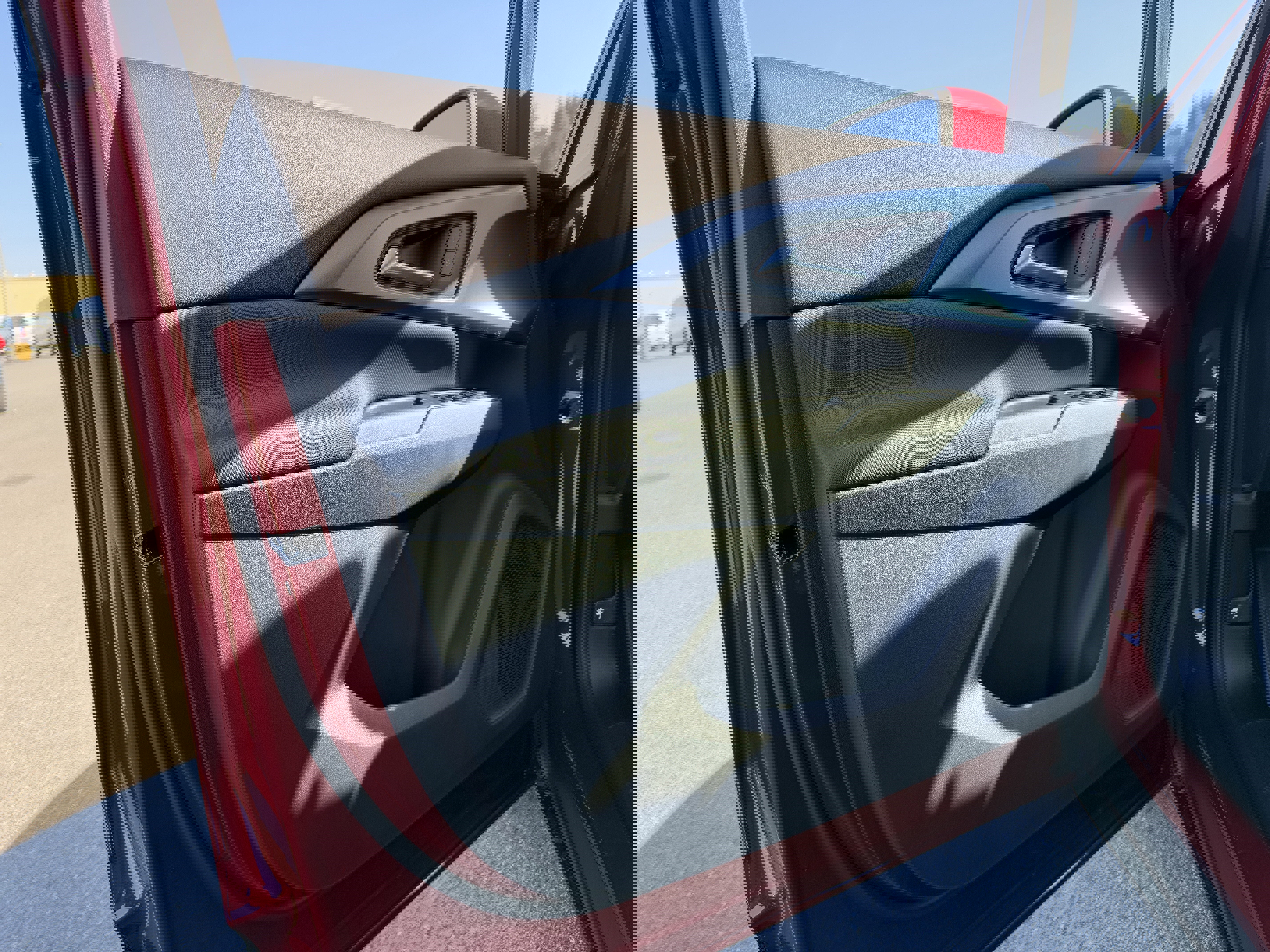 New 2026 Chevrolet Equinox EV LT image 10